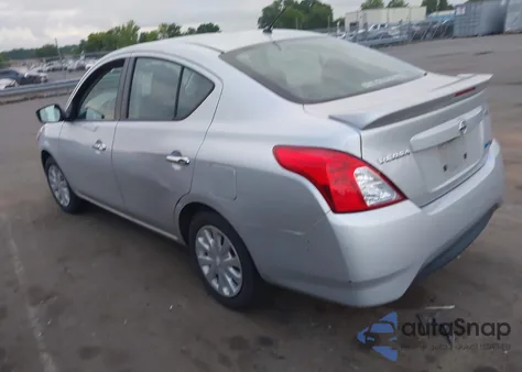 2015 Nissan Versa 1.6 Sv z USA, uszkodzony, nr VIN 3N1CN7AP4FL868679